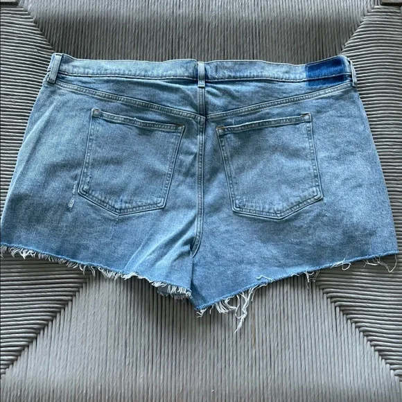 Abercrombie Mom Jean Shorts - Picture 2 of 5